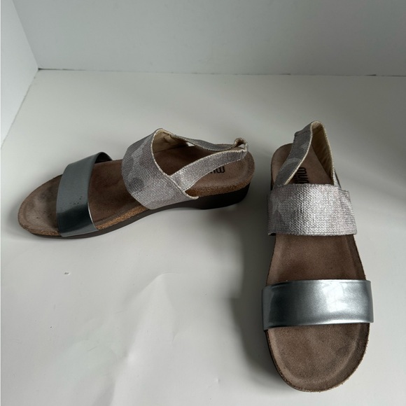 Munroe Pisces Women’s Sandals. Size 8.5 - Picture 5 of 12